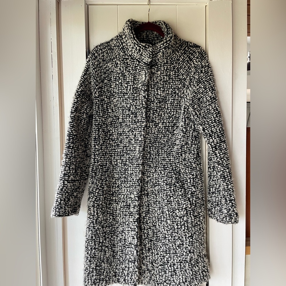 Versatile wool blend Cynthia Rowley trench